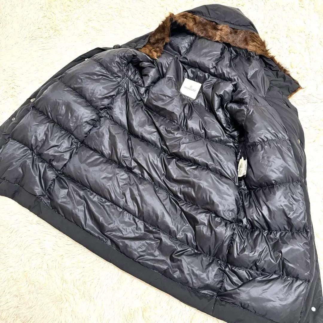 Rare✨MONCLER Down Black Goatskin Real Fur Size 0