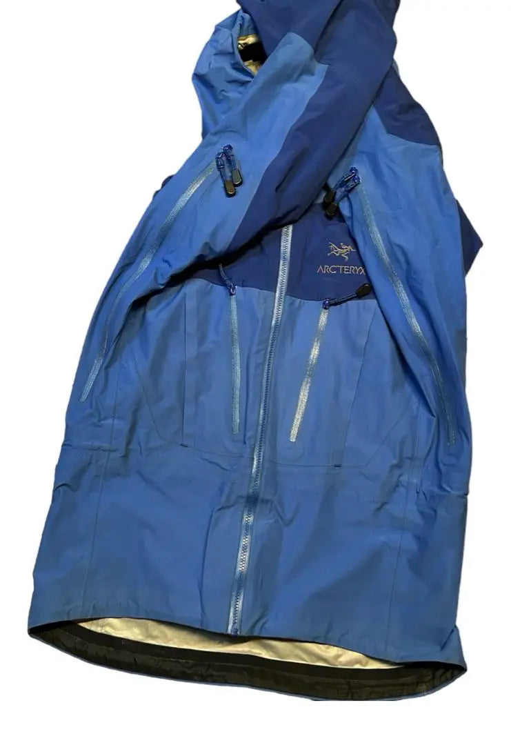 Bordado dorado extremadamente raro ARC'TERYX CANADA MADE ALPHA SV M Azul | 激レア金刺繍 Arc'teryx Canada Made Alpha SV M青