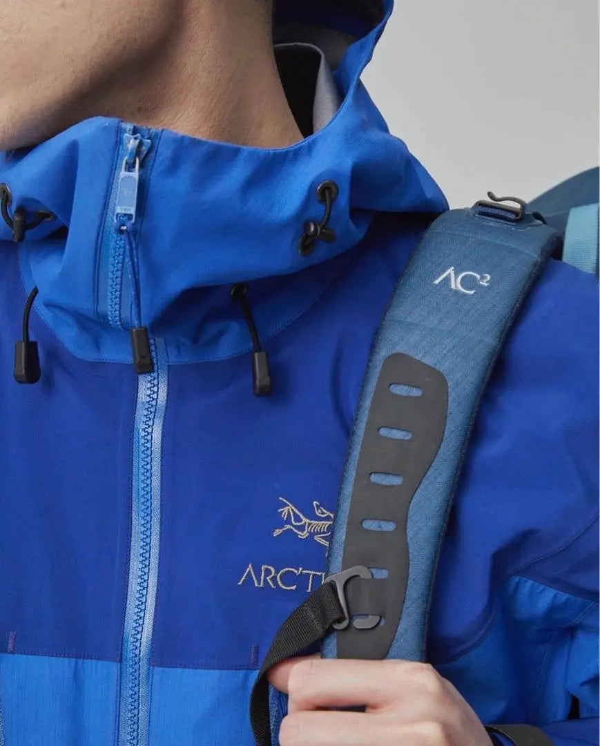 Bordado dorado extremadamente raro ARC'TERYX CANADA MADE ALPHA SV M Azul | 激レア金刺繍 Arc'teryx Canada Made Alpha SV M青