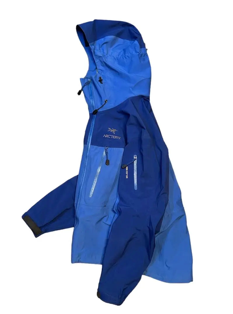 Bordado dorado extremadamente raro ARC'TERYX CANADA MADE ALPHA SV M Azul | 激レア金刺繍 Arc'teryx Canada Made Alpha SV M青