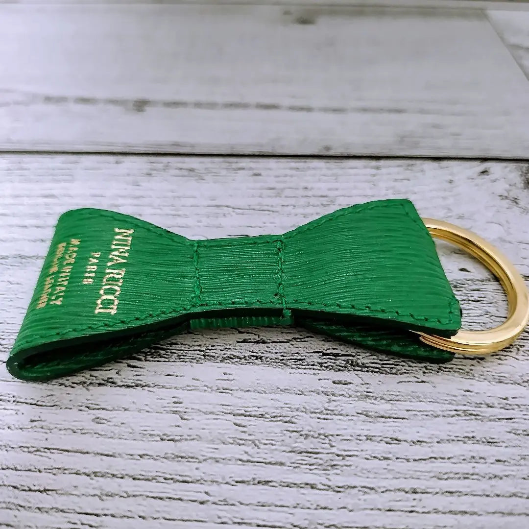 NINA RICCI Key Case Key Ring Ribbon Green