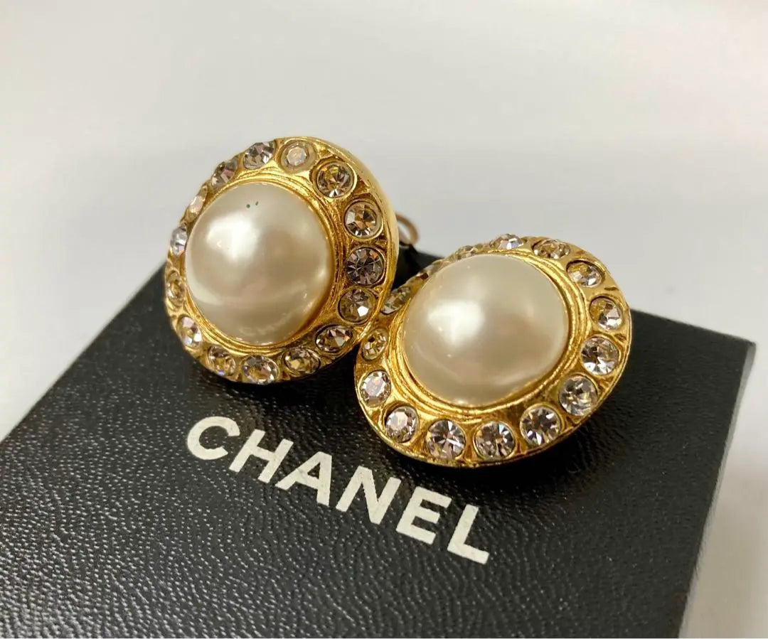 Pendientes Chanel Vintage Pearl Stone Oval Oro amarillo | シャネル ヴィンテージ パール ストーン オーバル イヤリング イエローゴールド