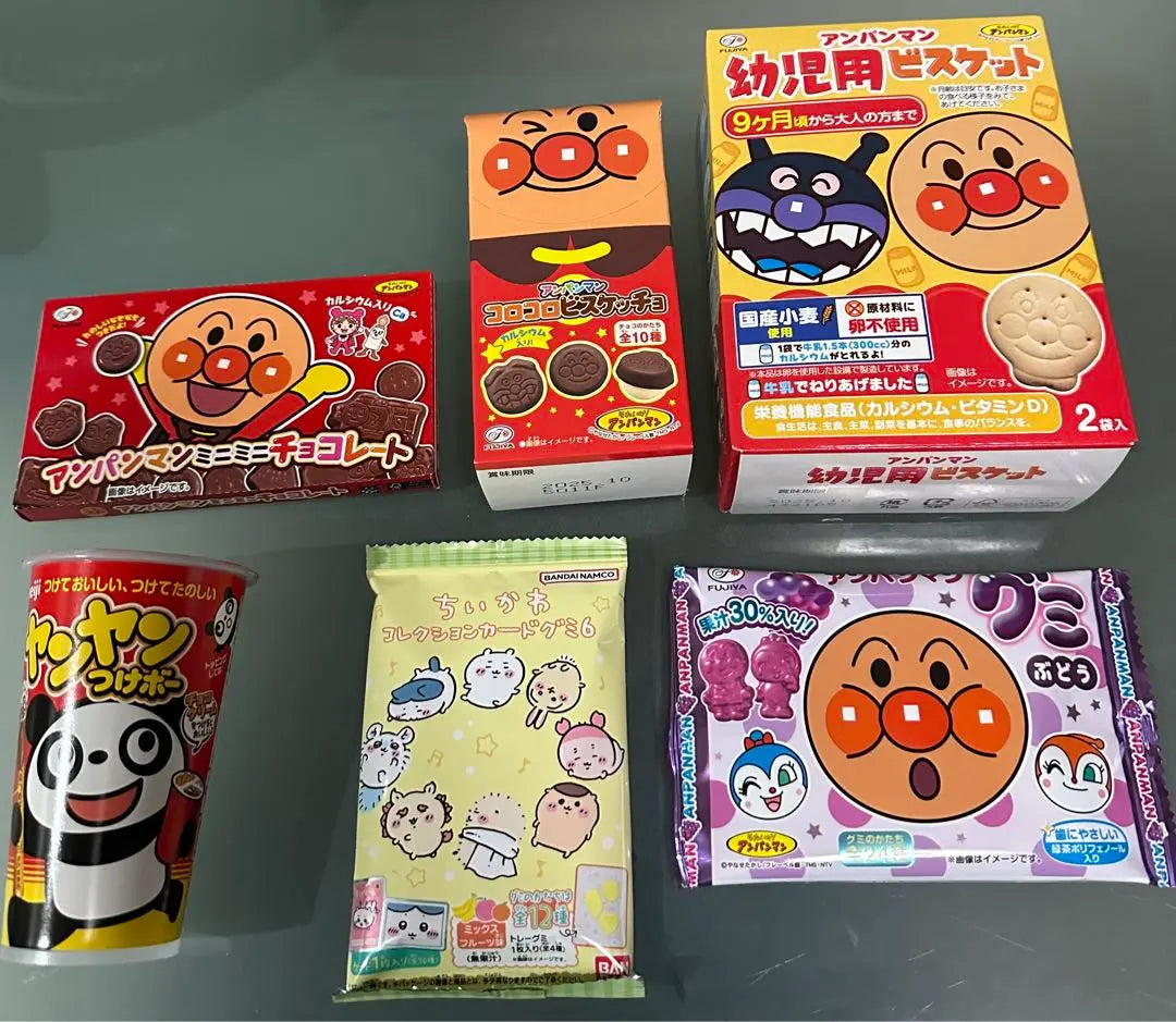 Anpanman Chiikawa Assortment of sweets