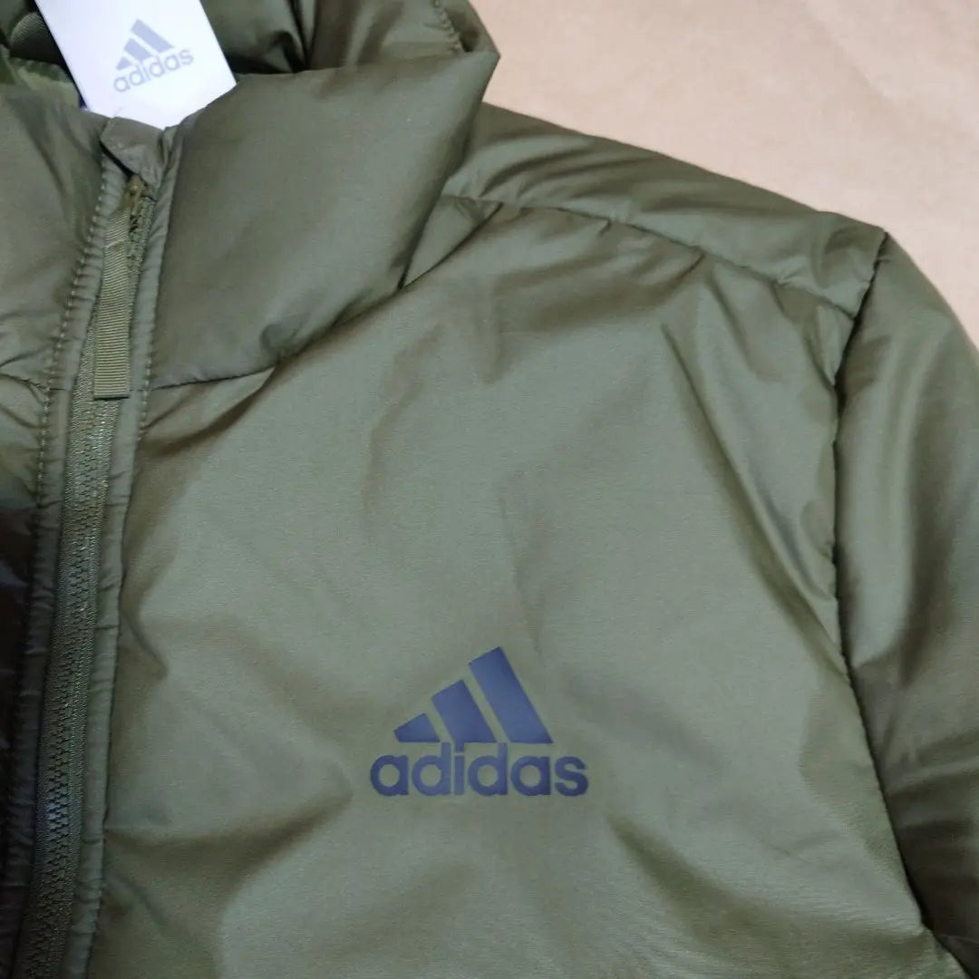 Adidas: Hombre: Chaqueta acolchada UW522-HG6273: Talla XL | Tamaño: tamaño: tamaño UW522-HG6273: tamaño XL