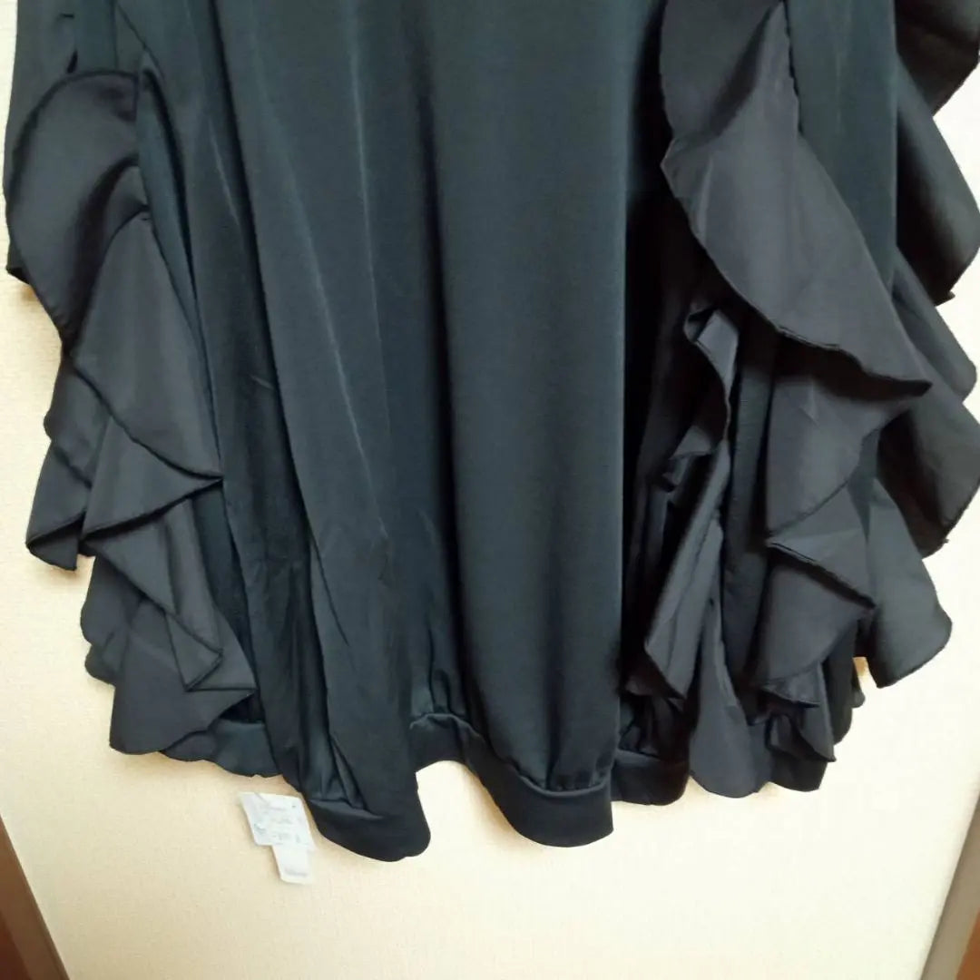 [MAITREYA 369] Brand new and unused ♡ ruffles ♡ top ♡ elegant 【M-L】 black