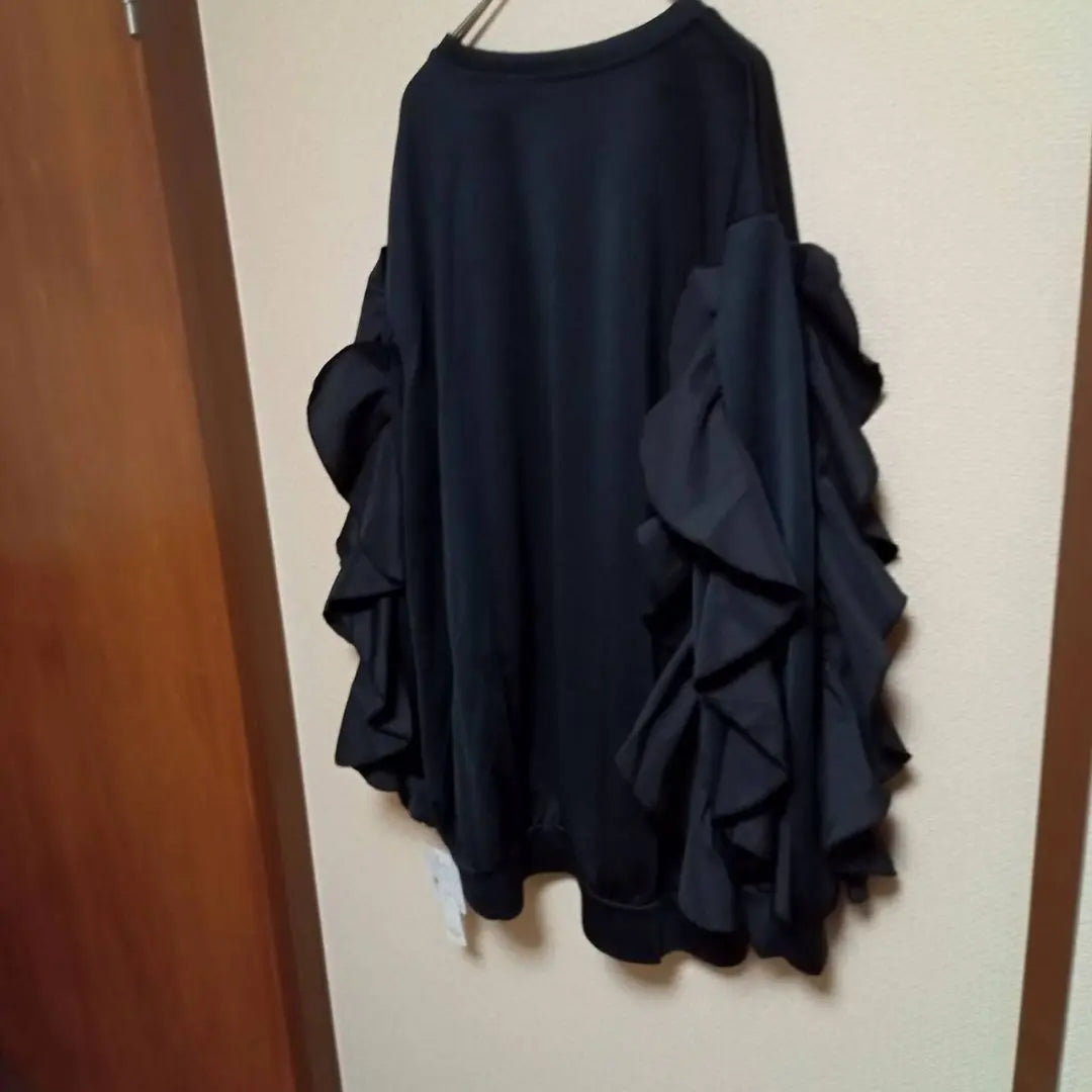 [MAITREYA 369] Brand new and unused ♡ ruffles ♡ top ♡ elegant 【M-L】 black