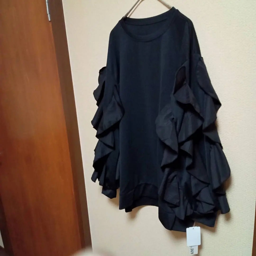 [MAITREYA 369] Brand new and unused ♡ ruffles ♡ top ♡ elegant 【M-L】 black