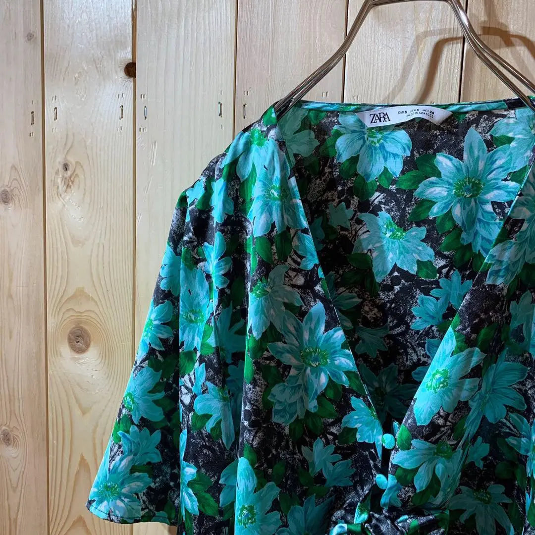 AE4325 ZARA Short Sleeve Shirt Green Floral Print Women's 28 Pos | AE4325 ZARA ザラ 半袖シャツ グリーン花柄 レディース 28 ポス