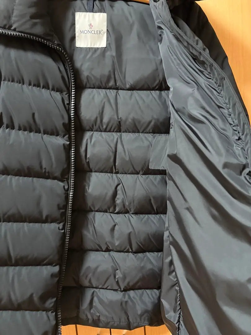 Moncler Petrea Down Chaqueta de plumón de longitud media, color negro, talla 0