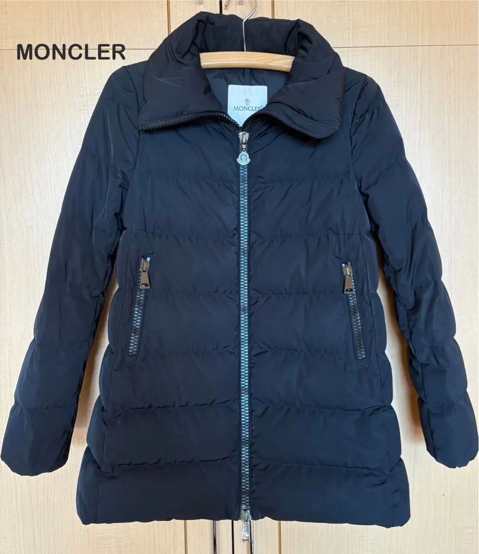 Moncler Petrea Down Chaqueta de plumón de longitud media, color negro, talla 0