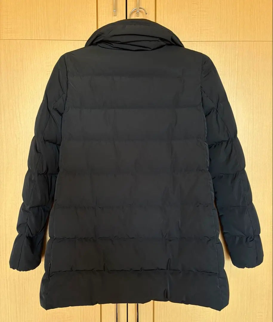 Moncler Petrea Down Chaqueta de plumón de longitud media, color negro, talla 0