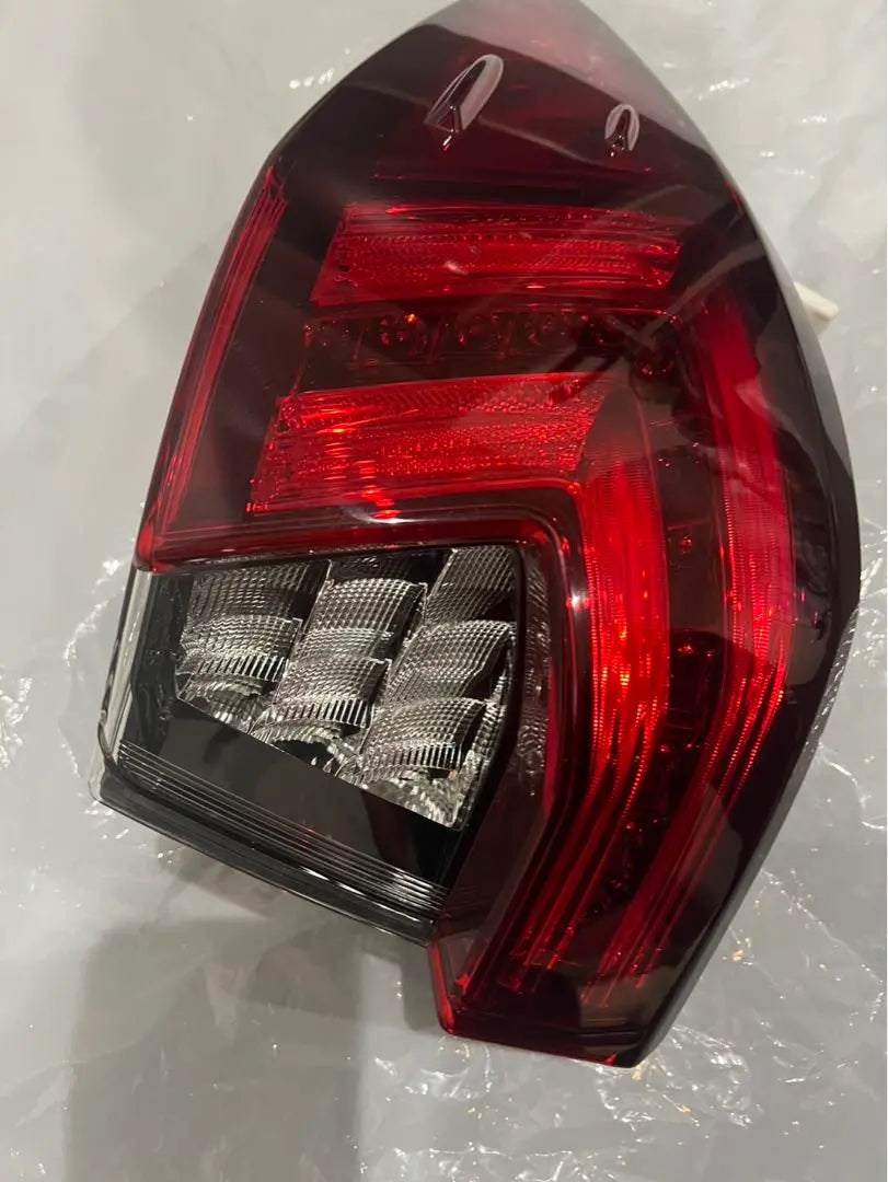 [Foto de confirmación] Luz trasera de Lexus período anterior LED | 【確認写真】レクサス テールランプ 前期 LED