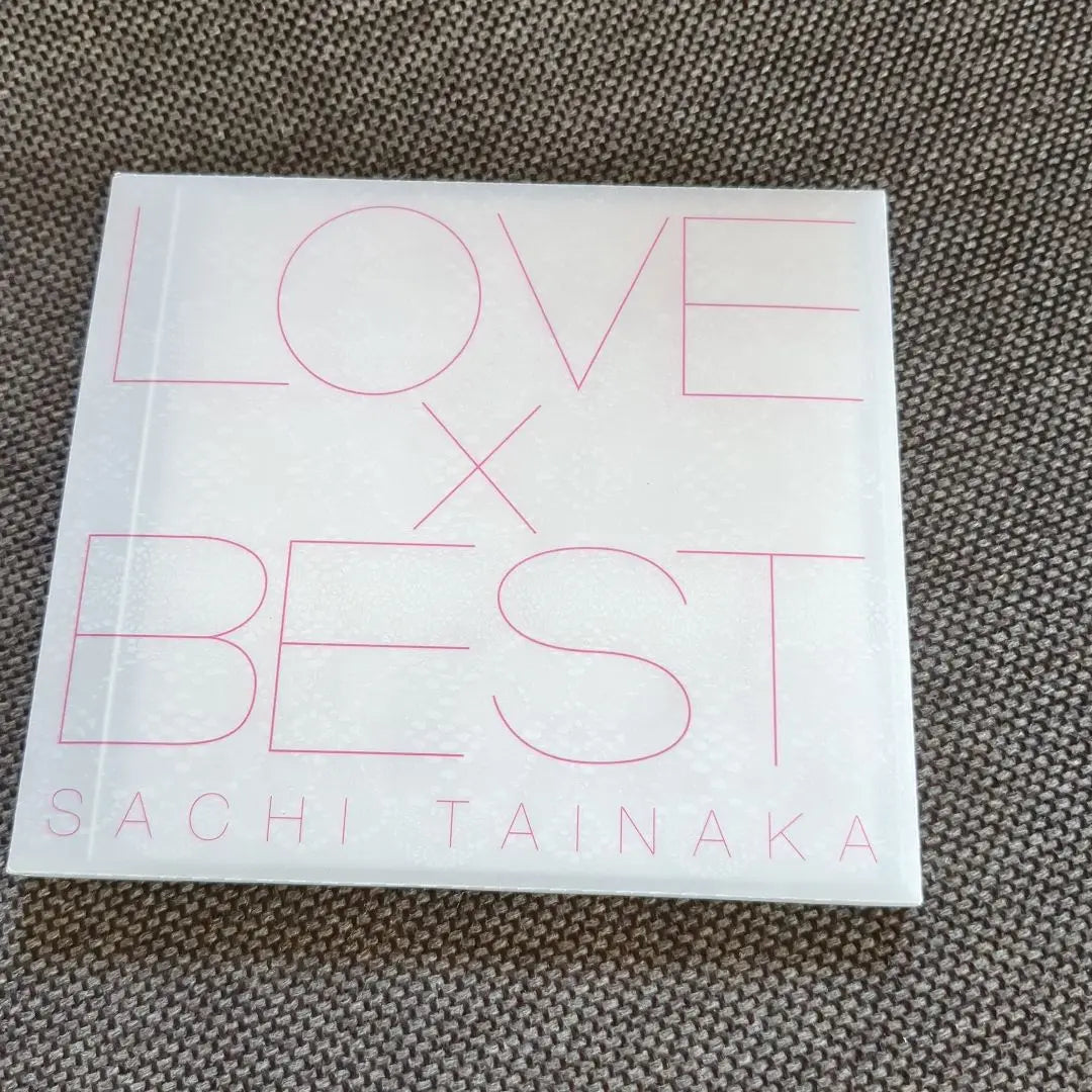 ●[Final financial results sale] Tainaka Sachi "LOVE×BEST (first limited edition)"