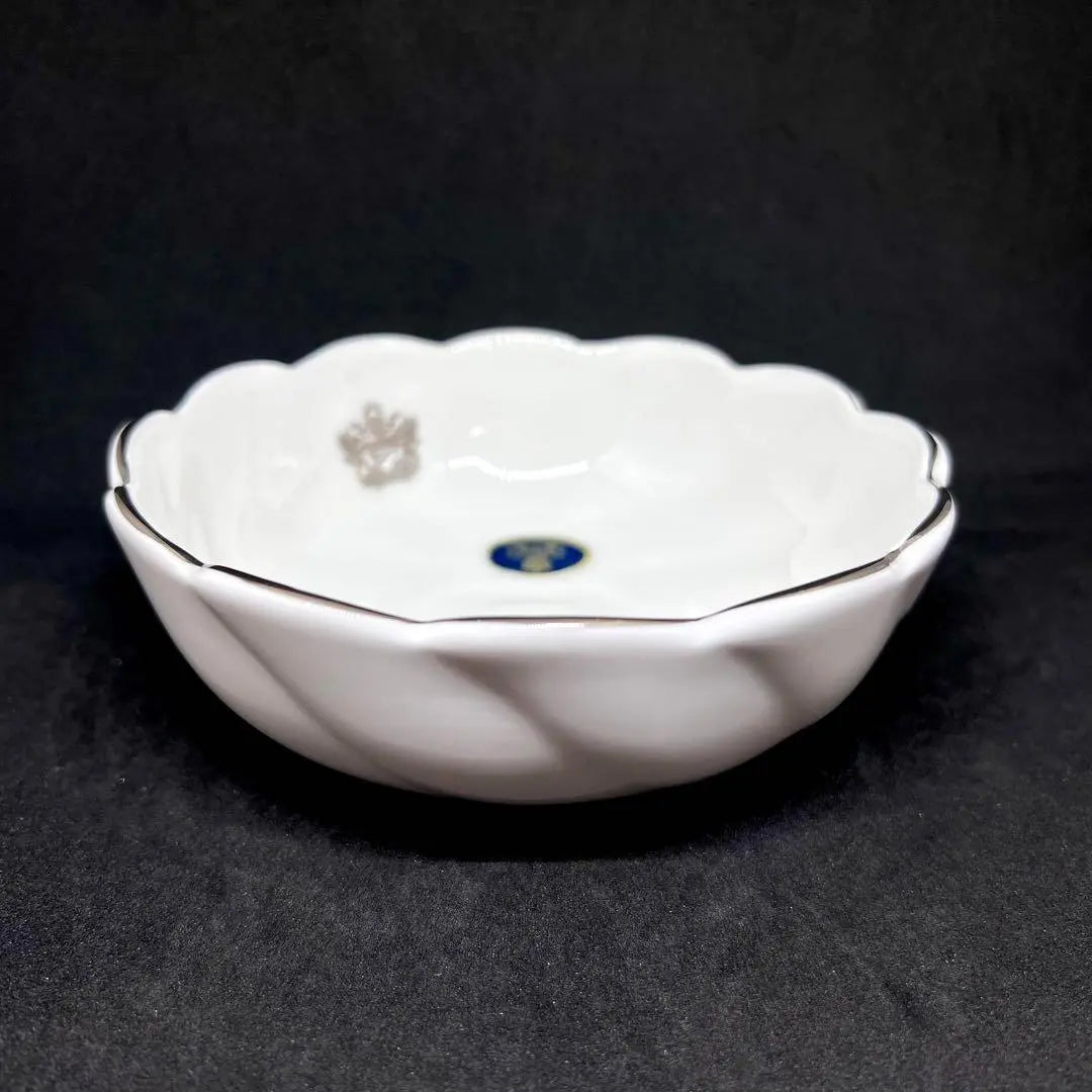 Beautiful goods ✨ Aynsley Einzley Small Bowl Bone China White UK