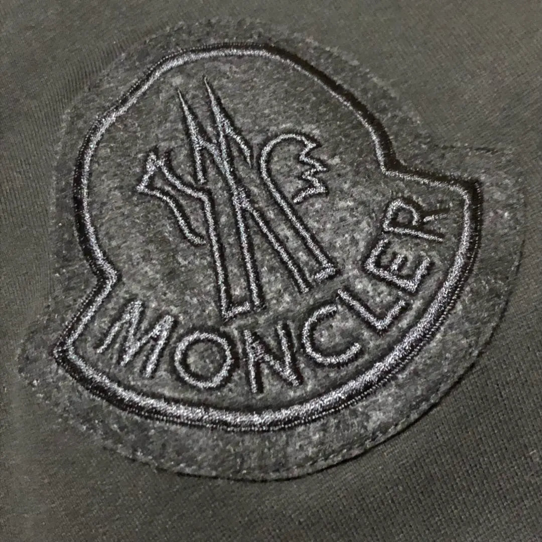 Moncler Parker Buck Logo Big Bik con bordado