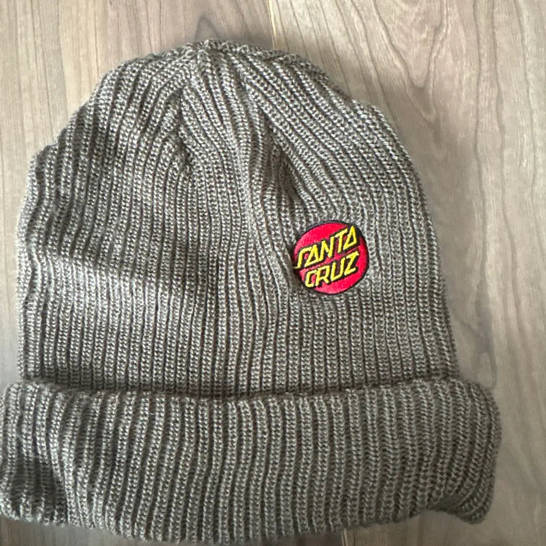 SANTA CRUZ Grey Knitted Hat