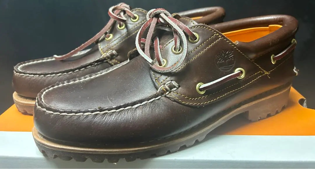 (Good condition) Timberland Brown Three Eye Deck Shoes