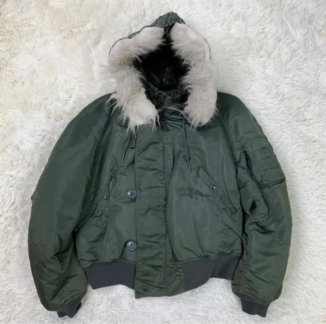 ALPHA USA made 80s olive green jacket