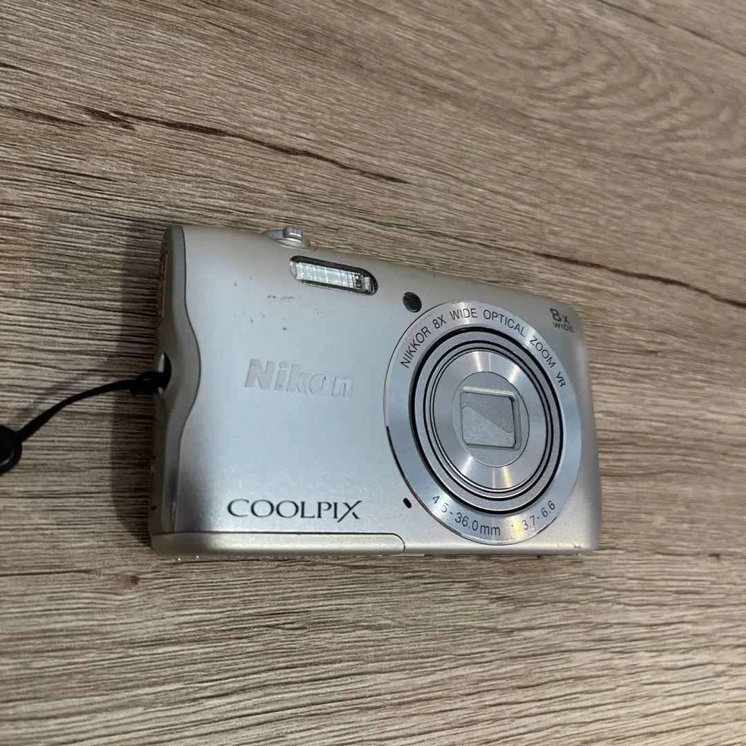 2126 Nikon COOLPIX Digital Camera A300 Silver