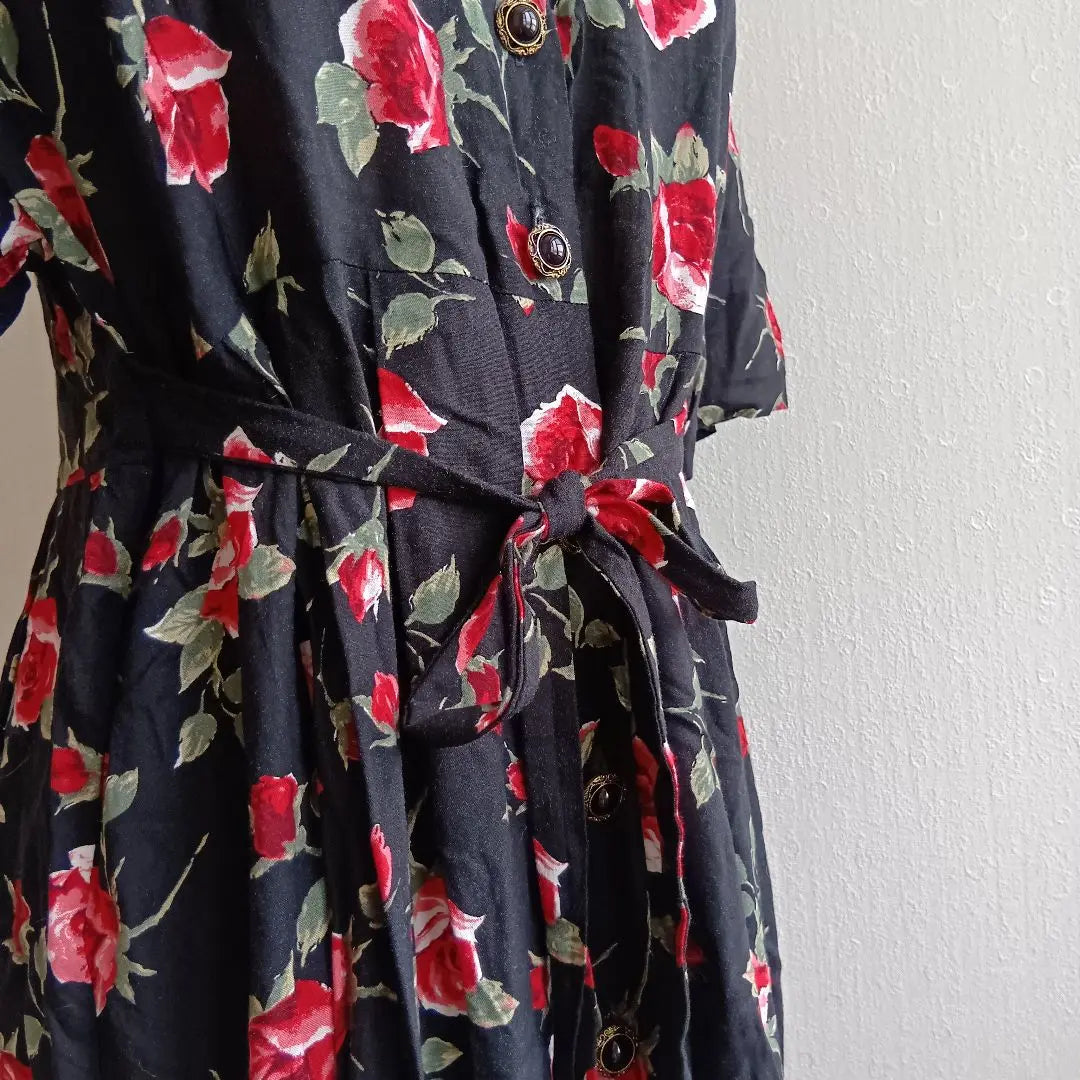 Vintage floral long dress with lace collar rose