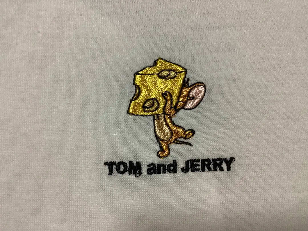 Tom and Jerry Cheese Embossed Taffy Clothes Short Sleeve T-Shirt Movie Storage