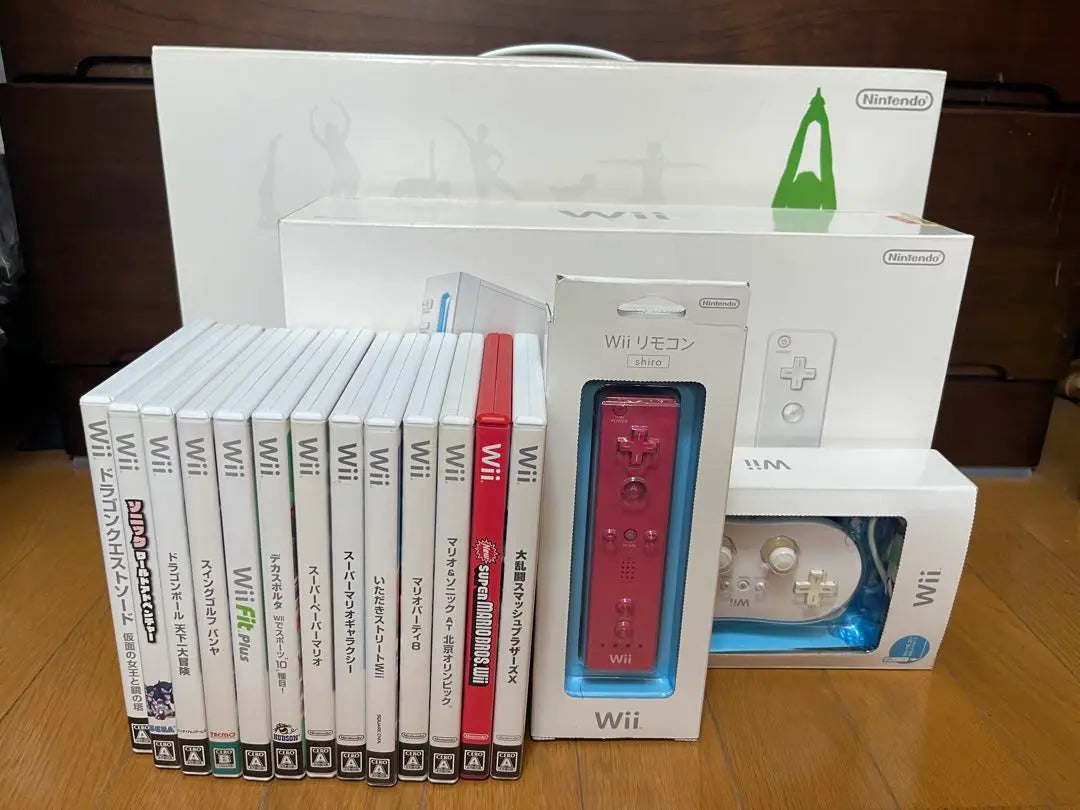 Wii body, 14 software, balance Wii board, classic controller, etc.