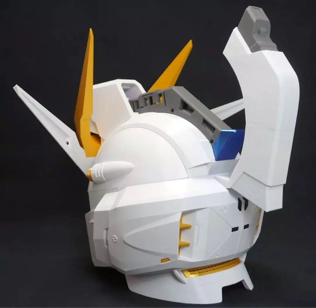 Máscara de Gundam Strike Freedom de Atraku para cosplay