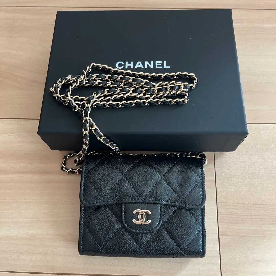 Authentic ♡ Chanel chain wallet chain clutch