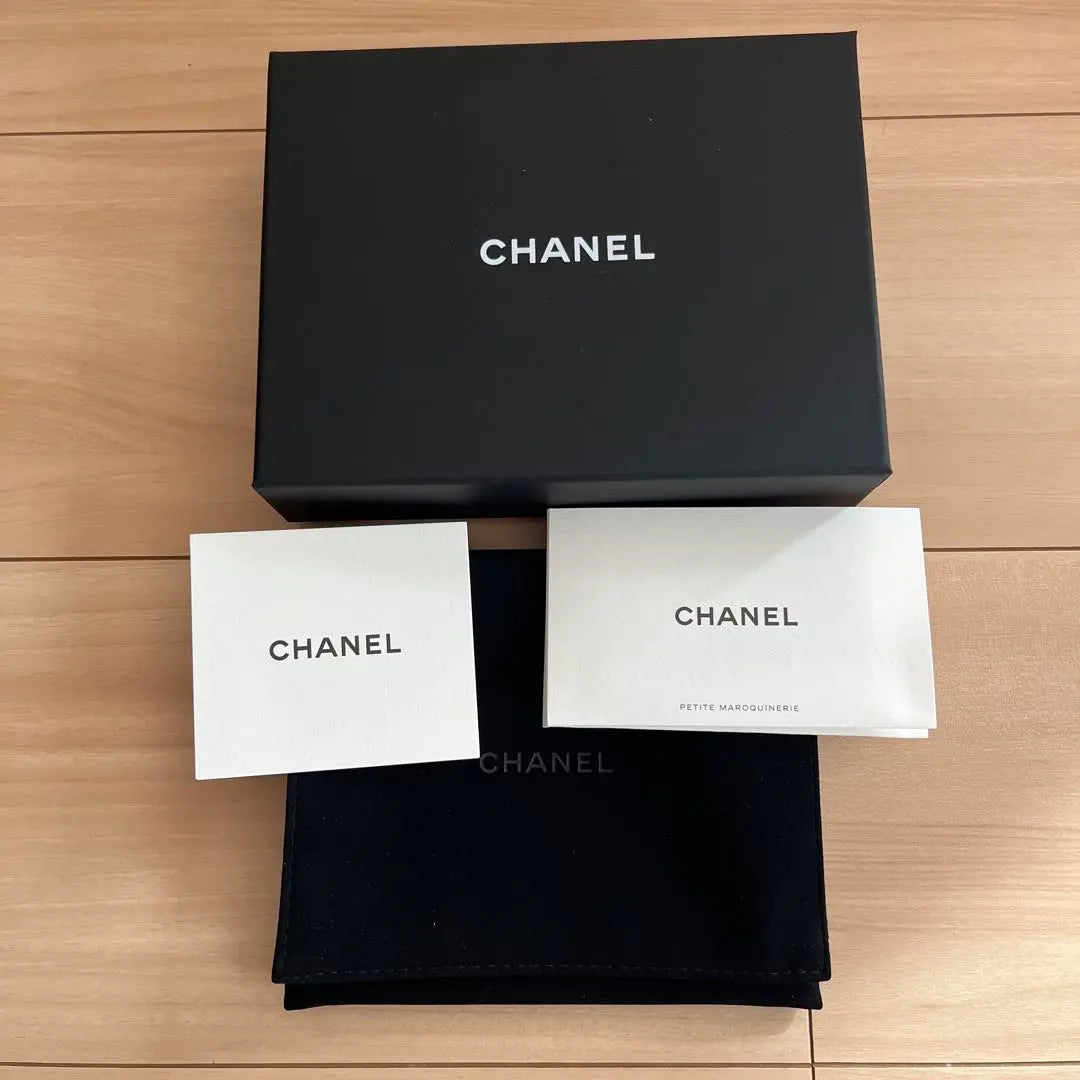 Authentic ♡ Chanel chain wallet chain clutch