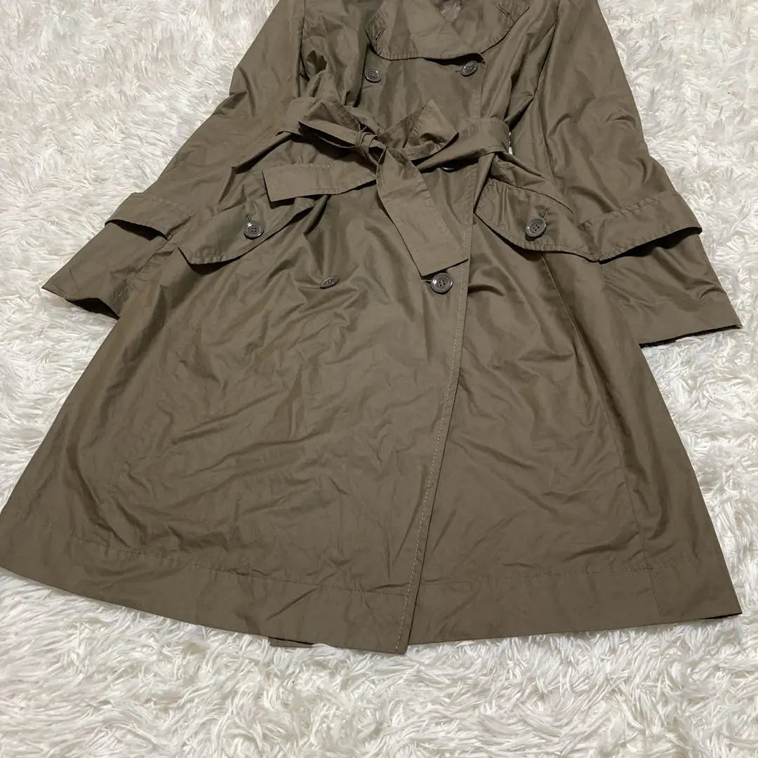 Precioso artículo✨ Gabardina larga Max Mara con cinturón repelente al agua color caqui talla grande 40