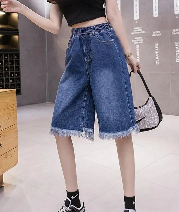 Large size ladies spring/summer denim shorts cut-off