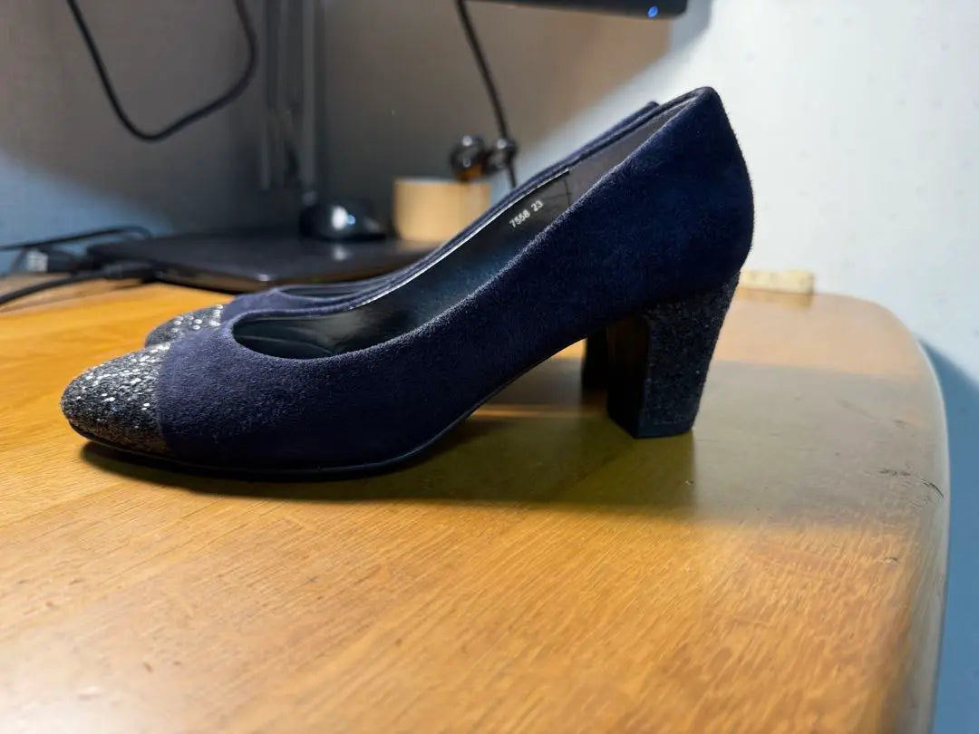 Navy Glitter Toe Pumps Middle Heel