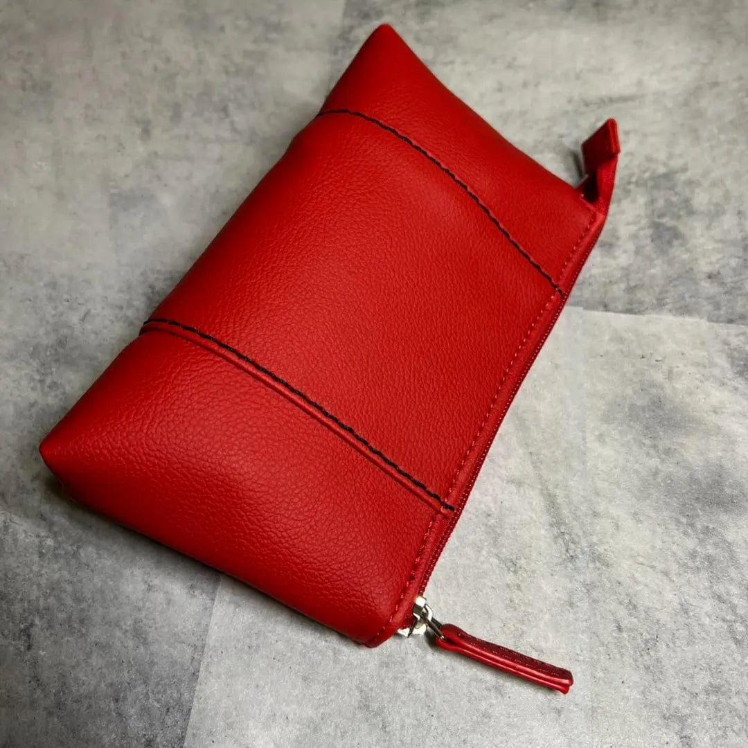 [Thick, high-quality PU leather] Hand pouch, makeup pouch, stitching, red