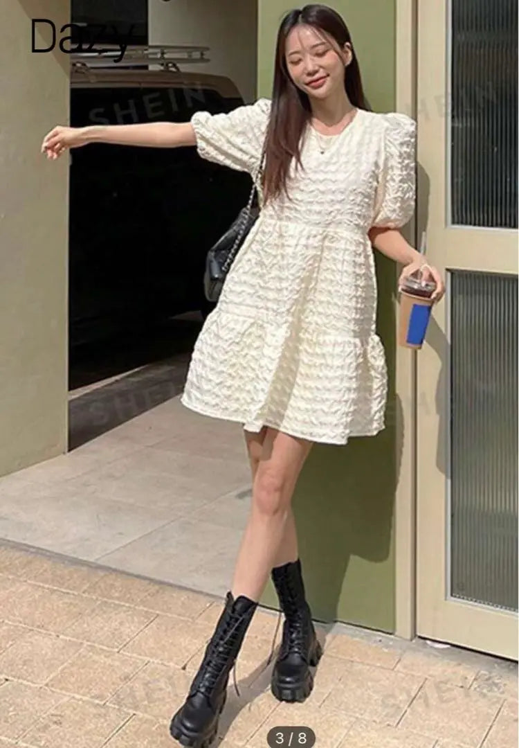 Puff sleeve dress