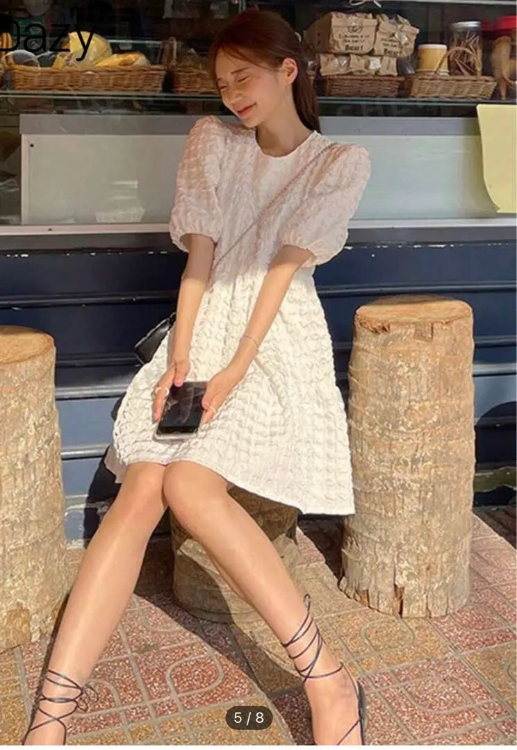 Puff sleeve dress