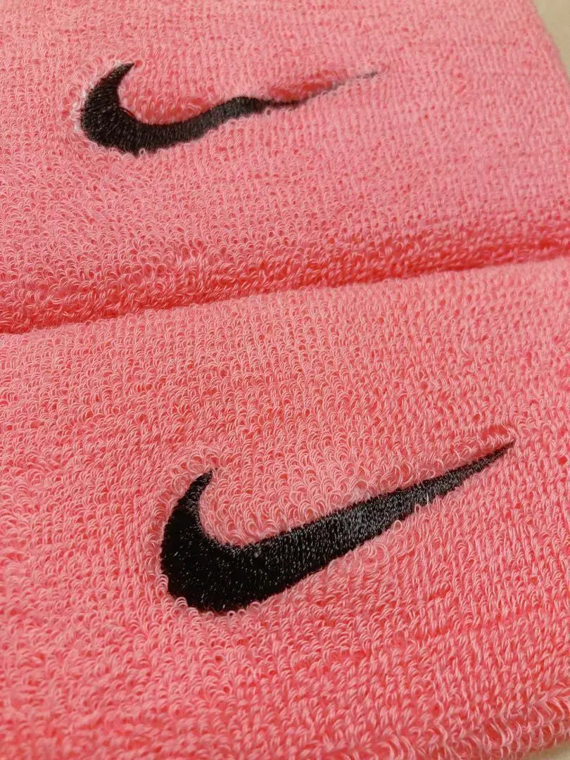 [New and unused] Nike Nike/2 logo embroidered wristbands ★Rare color pink★