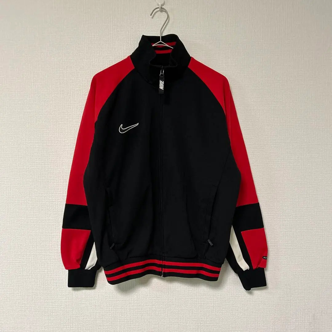 Chaqueta deportiva NIKE de los años 90 FABRICADA EN JAPÓN