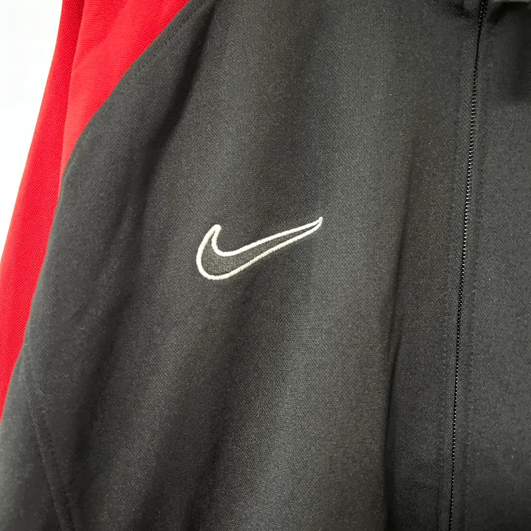 Chaqueta deportiva NIKE de los años 90 FABRICADA EN JAPÓN