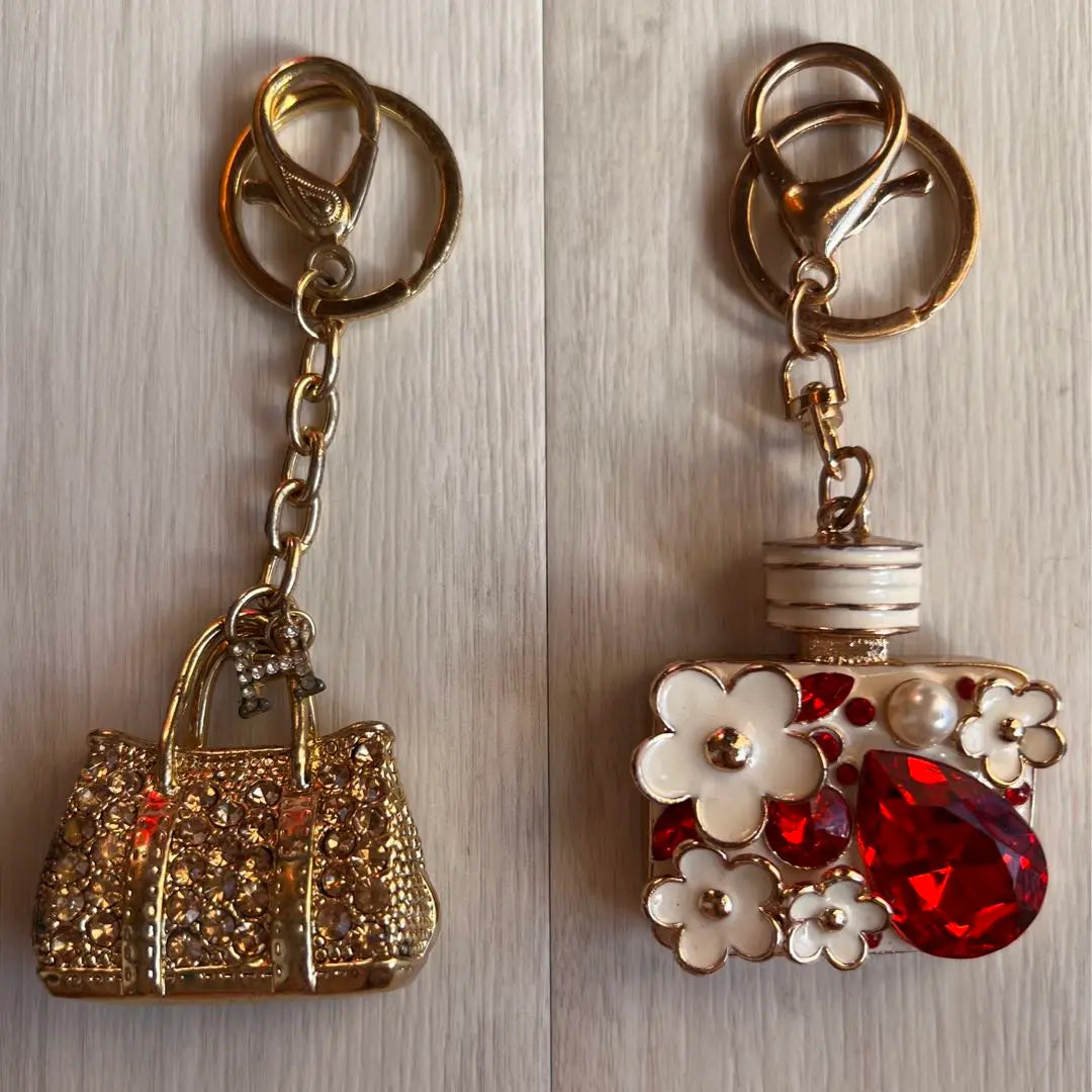 [Charm] Bag-shaped, perfume bottle-shaped keychain/flower/back charm/bulk sale