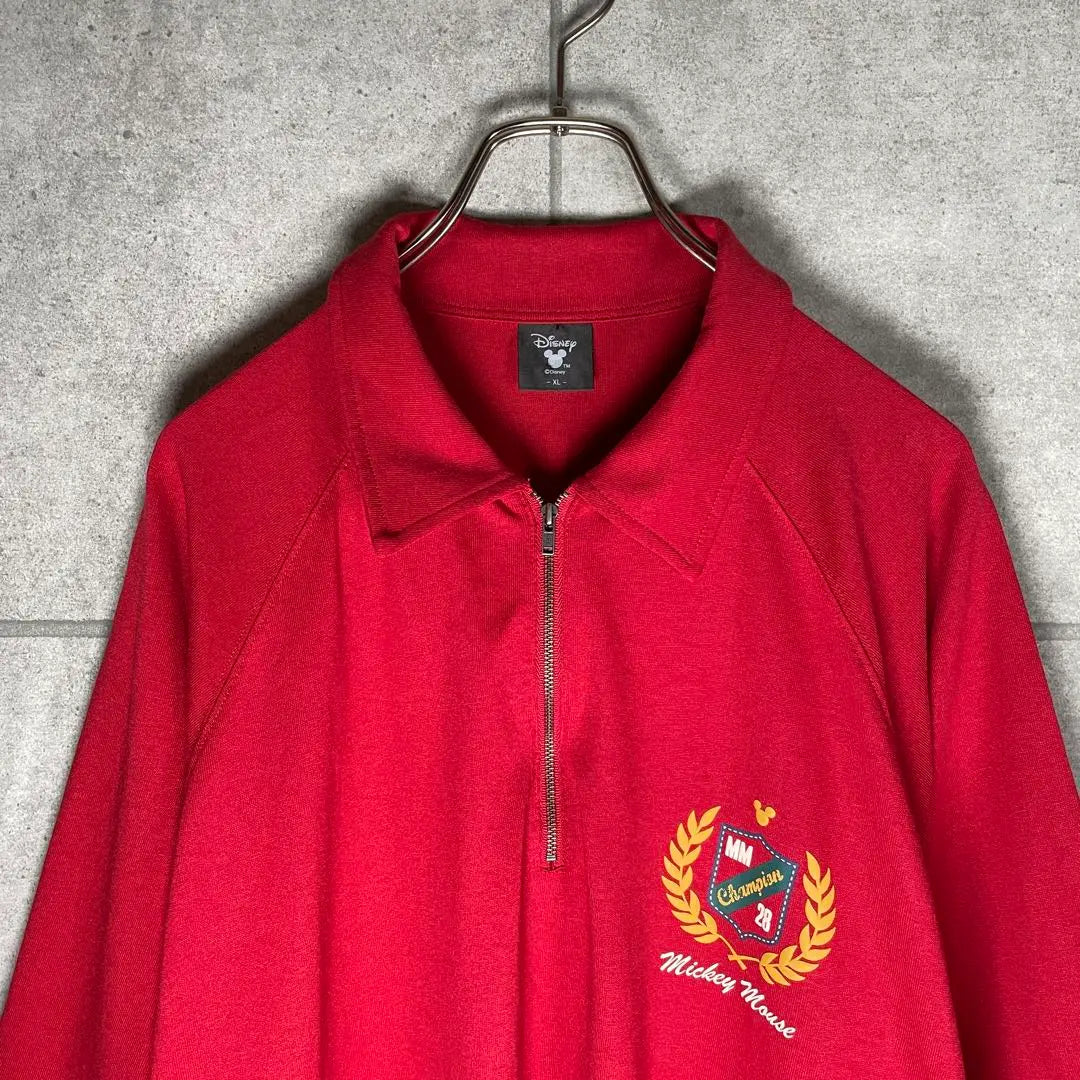 [Ropa vieja] Camiseta Disney Manga Corta Con Cuello Media Cremallera Emblema Raglan Rojo | [古着]ディズニー 半袖 Tシャツ 襟付きハーフジップ エンブレム ラグラン 赤