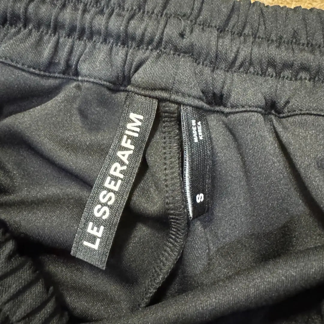 LE SSERAFIM TRACK PANTS Black S size L'sera