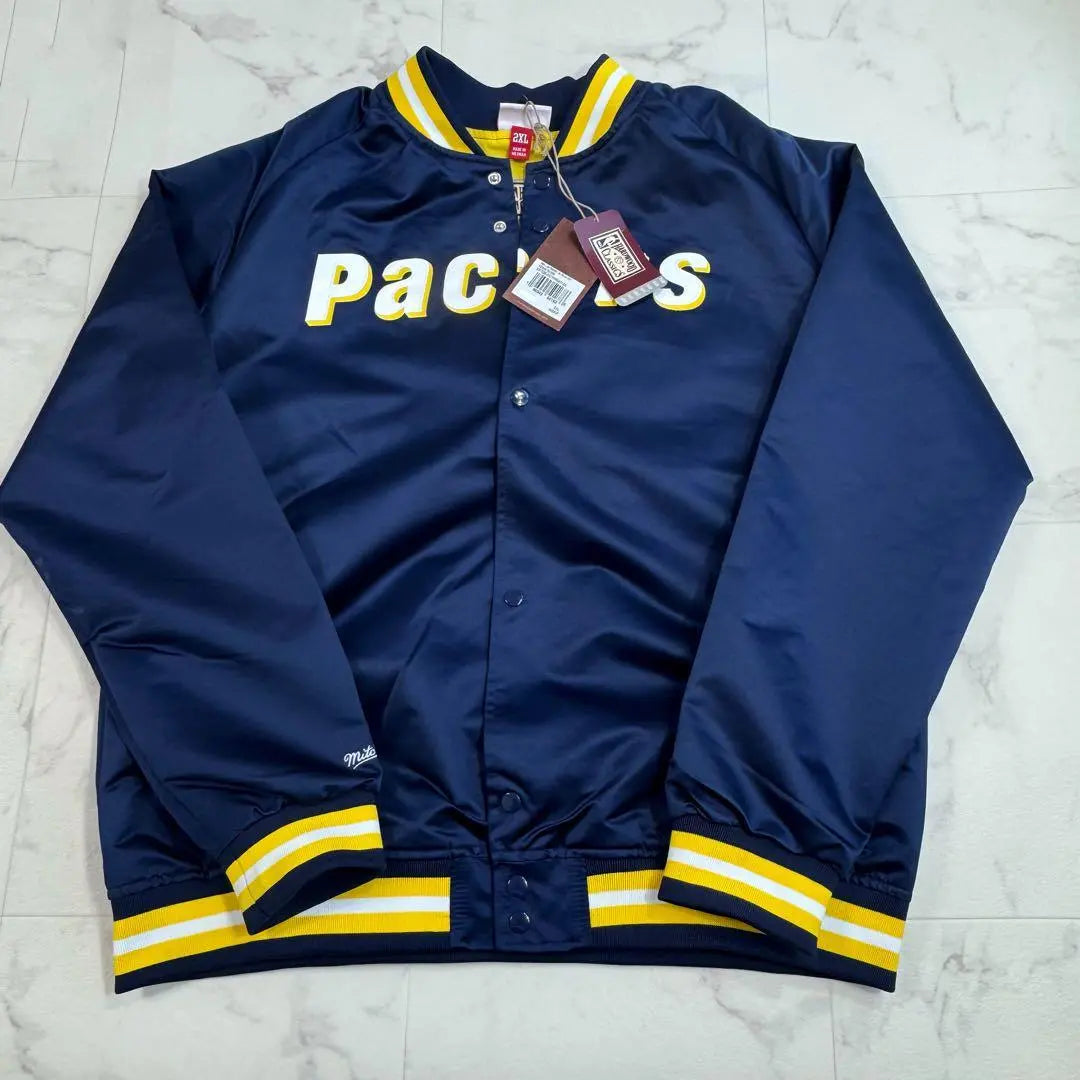 New, unused 3L NBA Pacers Jacket Mitchell & Ness