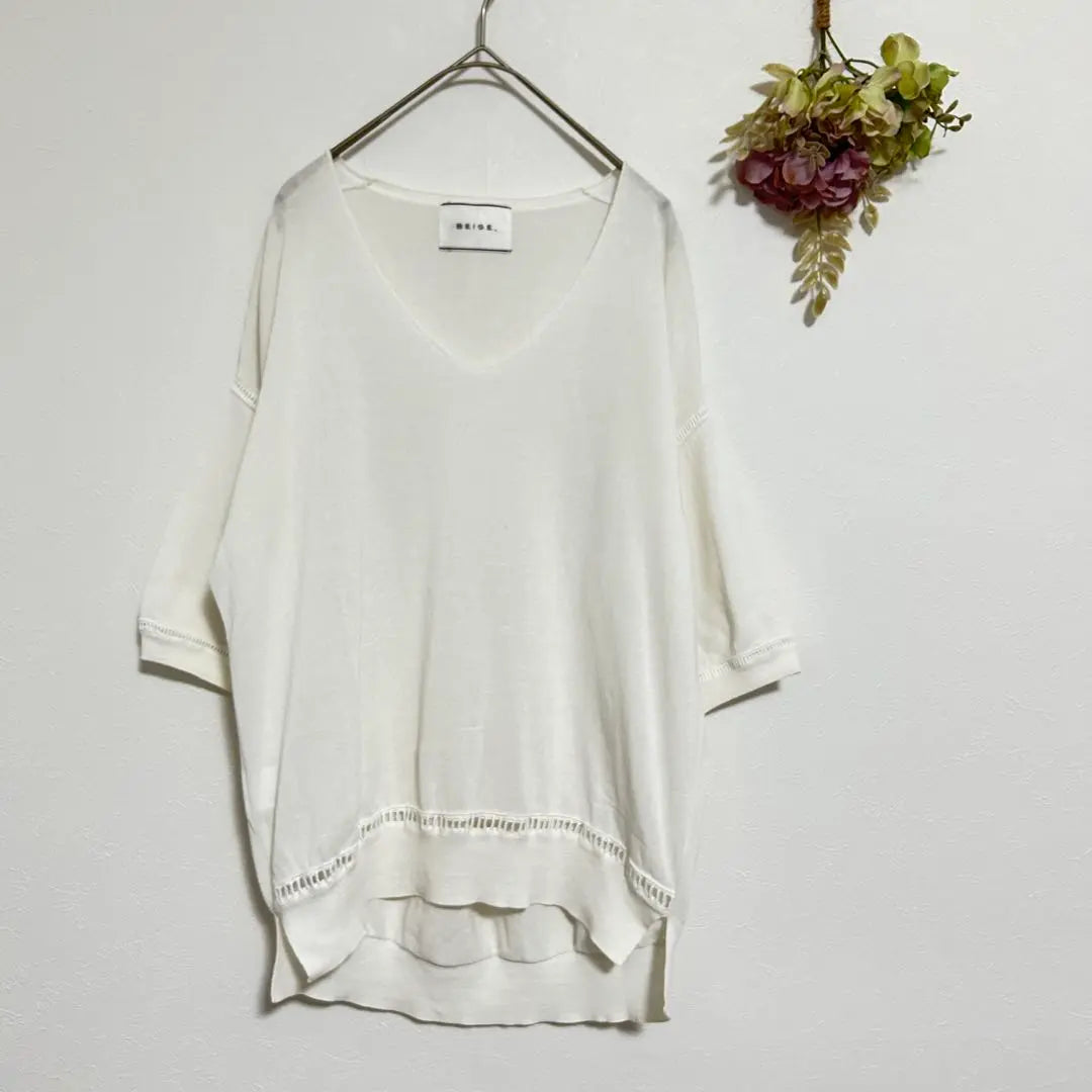 Page V-neck short sleeve knit, white, size L, thin, transparent, cotton