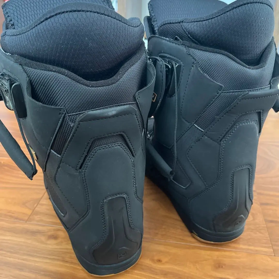 DEELUX Black Snowboard Boots with Buckle 26.5