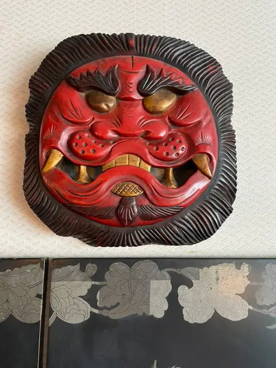 Declutter! [Used item] This is a wooden carved red demon doll. [Free shipping]