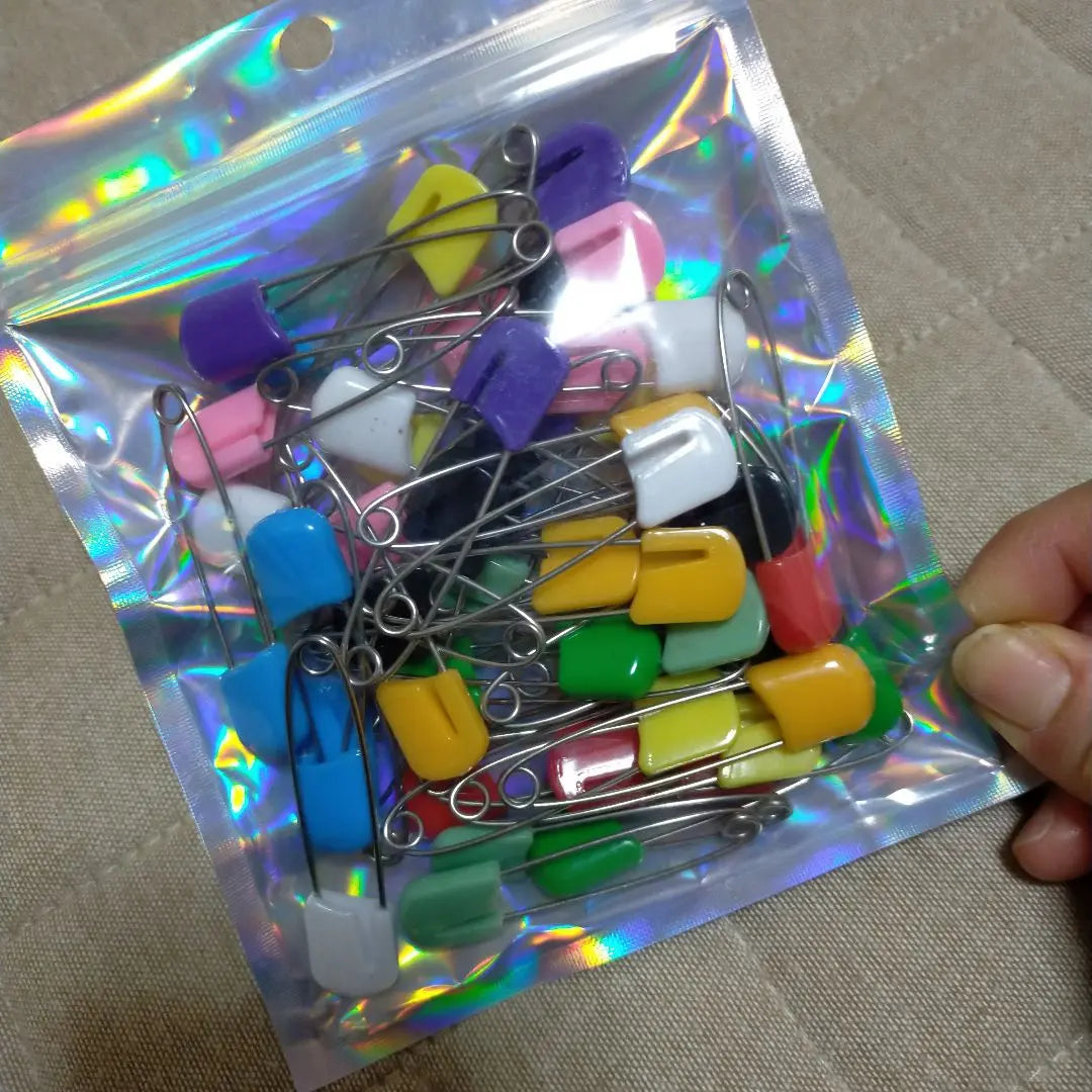 ⭐️ 50 Safety Pins Pack Assorted Color Diapers Pin Plastic Head | ⭐️安全ピン 50個パック アソートカラー おむつピン プラスチックヘッド