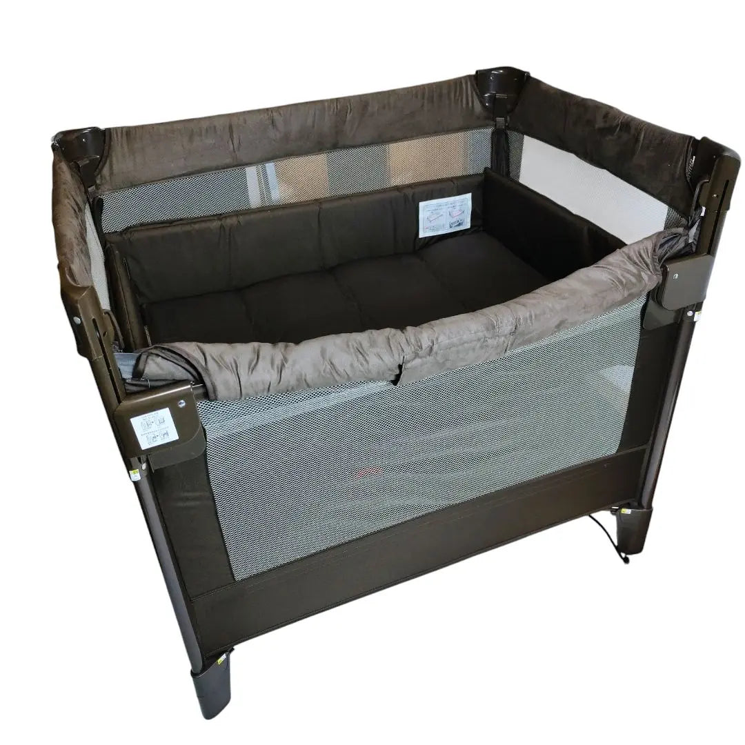 Beautiful goods ✨️Prica Aprica Coconel Air Plus Baby Bed Brown