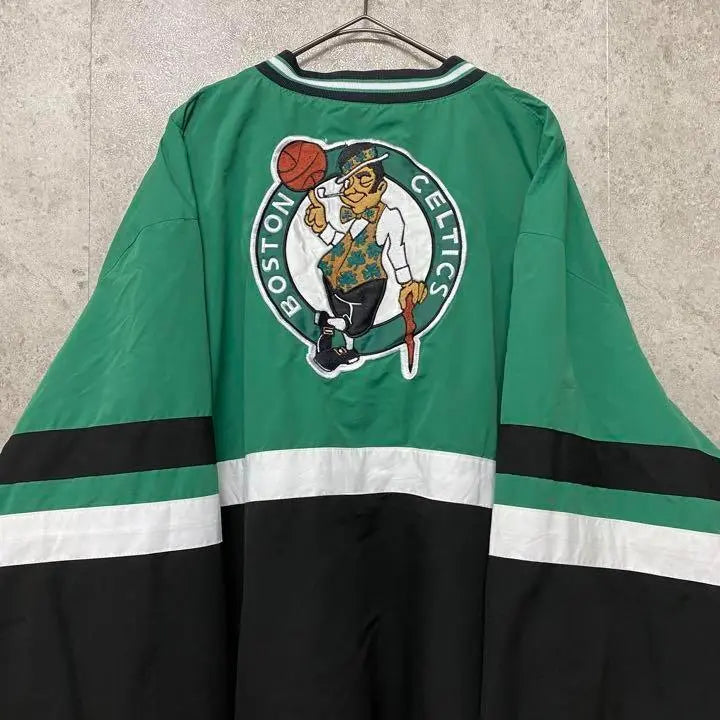 [Extremadamente rara, talla 3XL ☆ Importación europea, años 90] Chaqueta de nailon con bordado de doble cara de los Celtics de la NBA