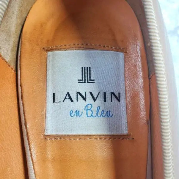 Lanvin-on-Blue pumps beige cream leather bijoux ribbon