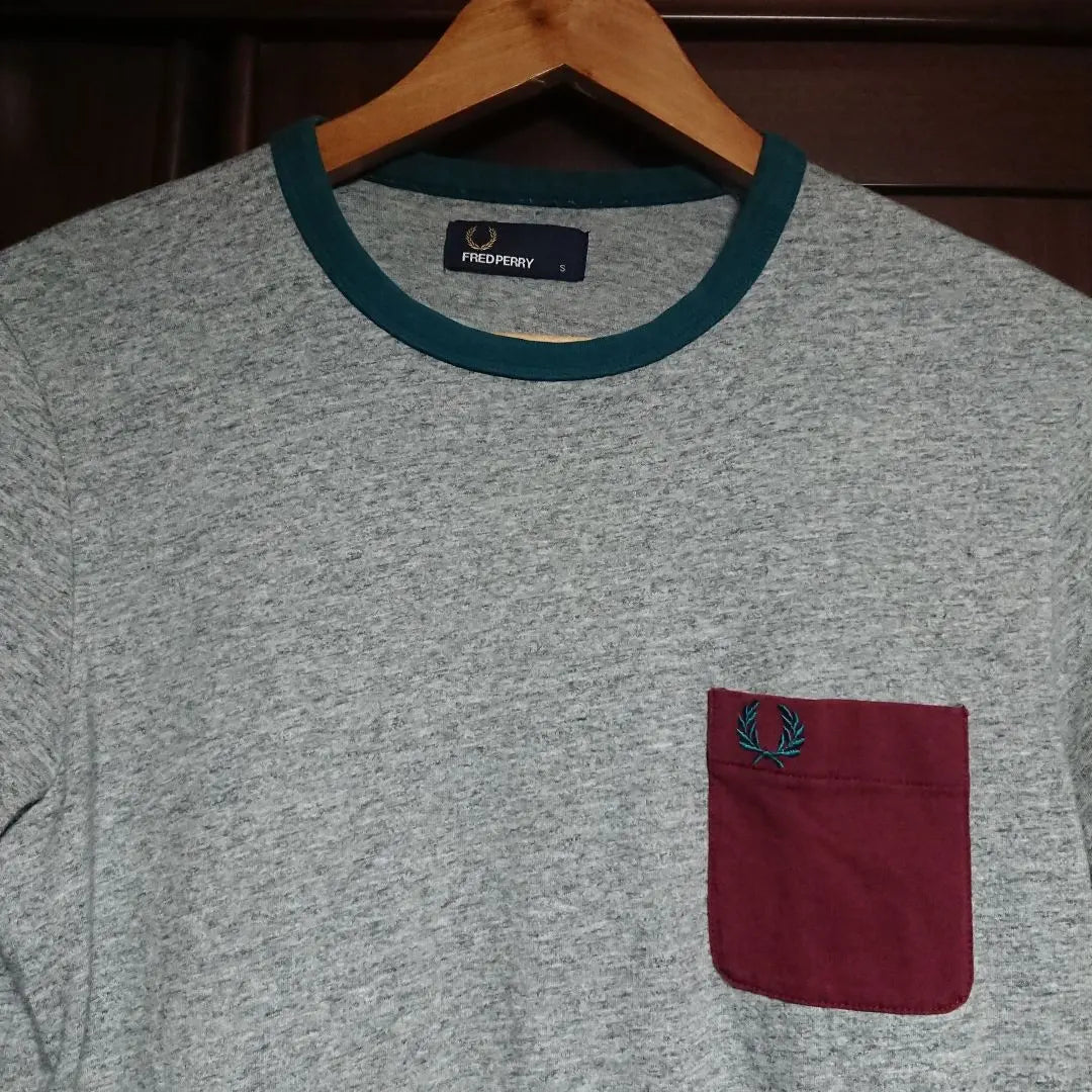 ●[No price reduction/rare] Fred Perry with pocket logo embroidered T-shirt [S/Gray]